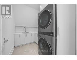 204 Forest Hill Road, Toronto, ON M5P2N4 Photo 36