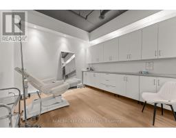 501 - 21 Camden Street, Toronto, ON M5V1V2 Photo 21