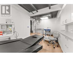 501 - 21 Camden Street, Toronto, ON M5V1V2 Photo 24