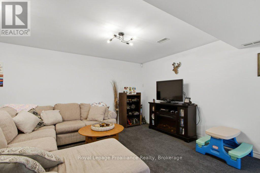 697 GUNTER SETTLEMENT ROAD - 28