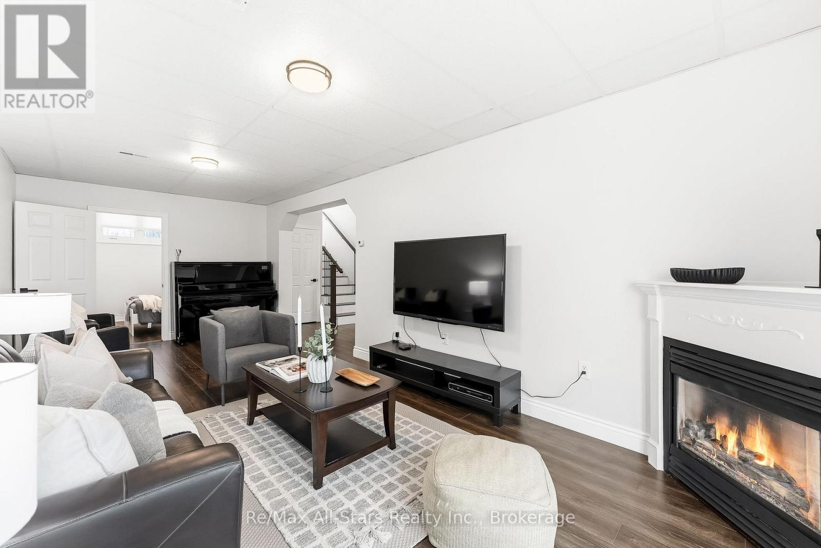 20915 BRUNON AVENUE - Image 27