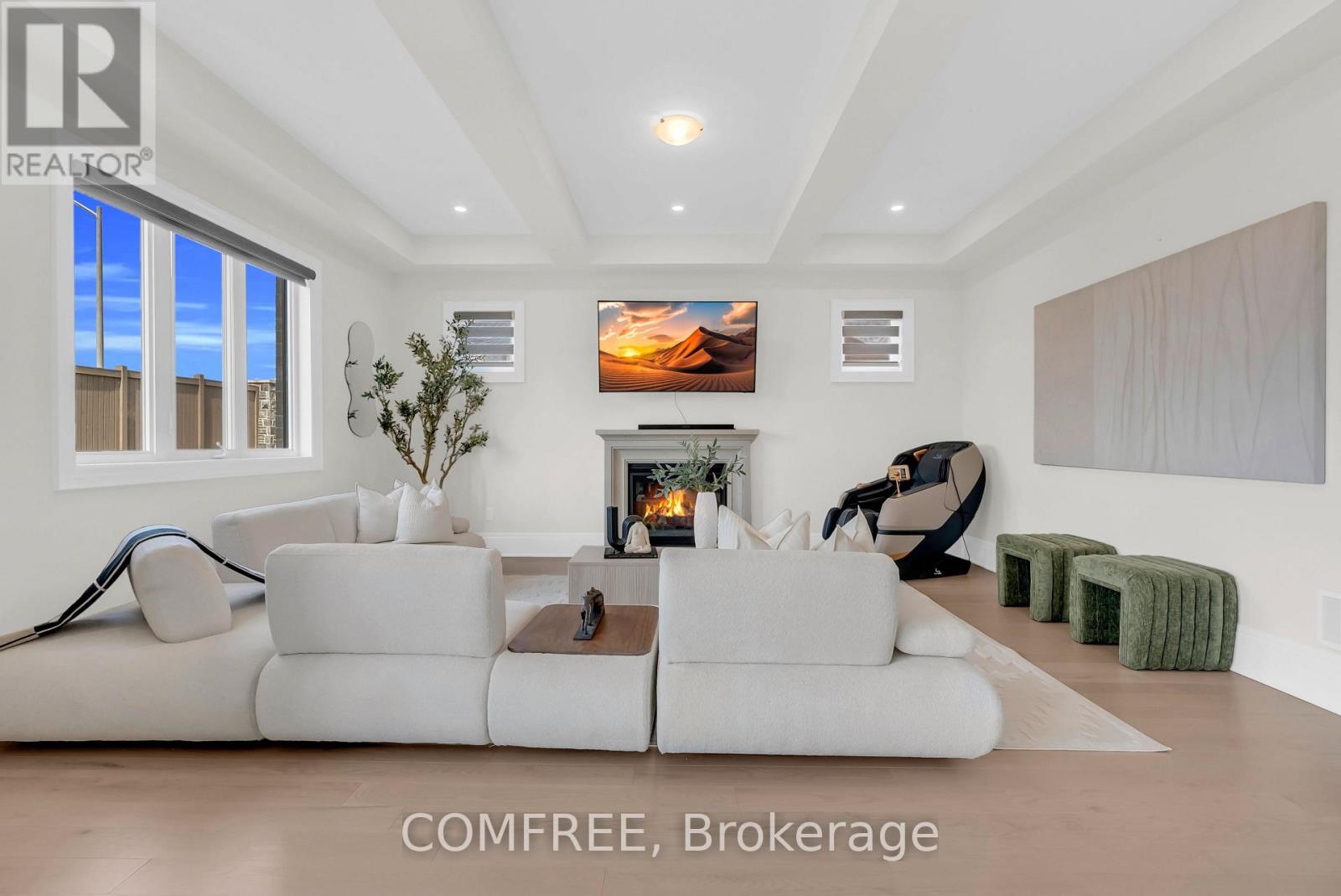 35 OGILVIE STREET - 13