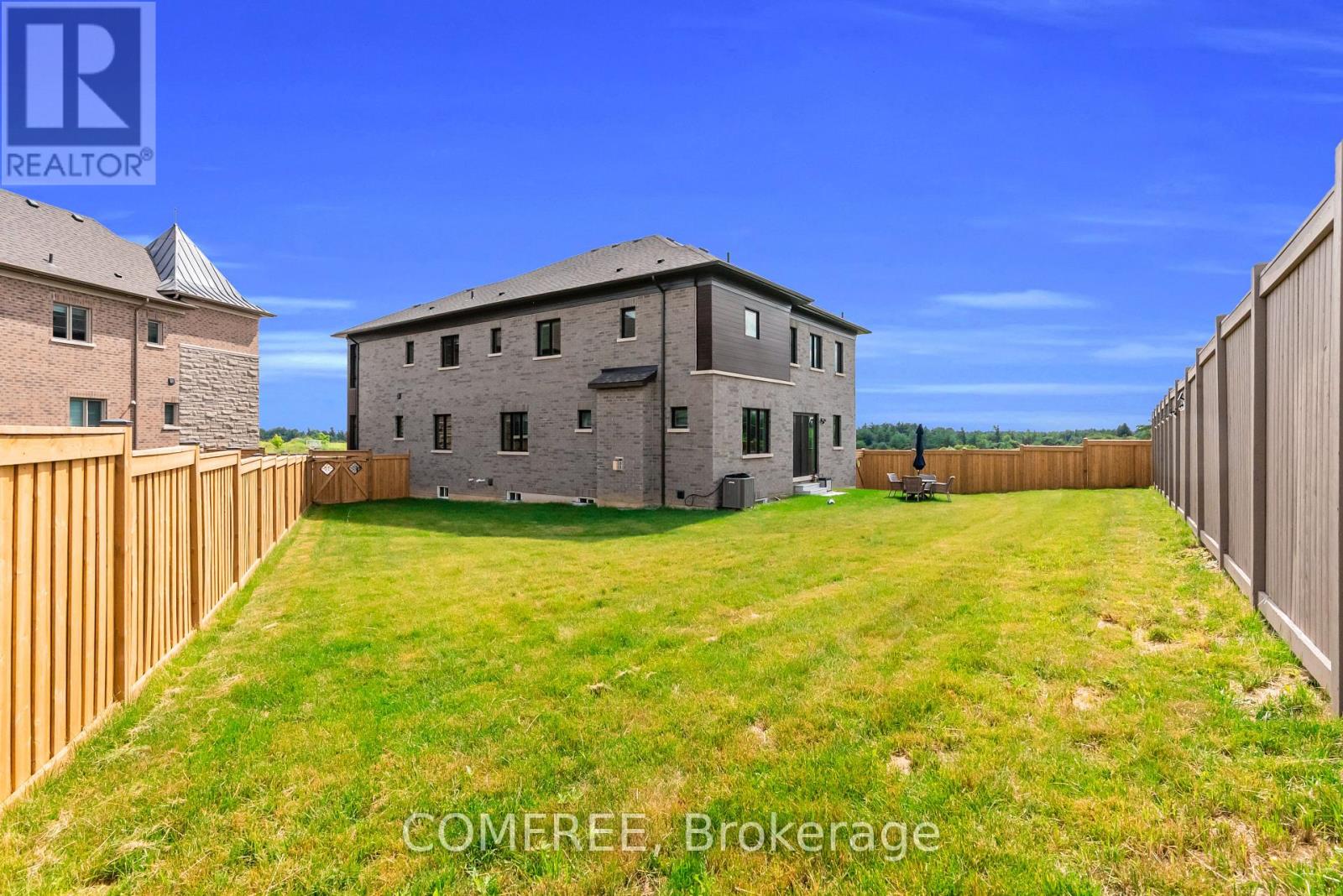 35 OGILVIE STREET - 3