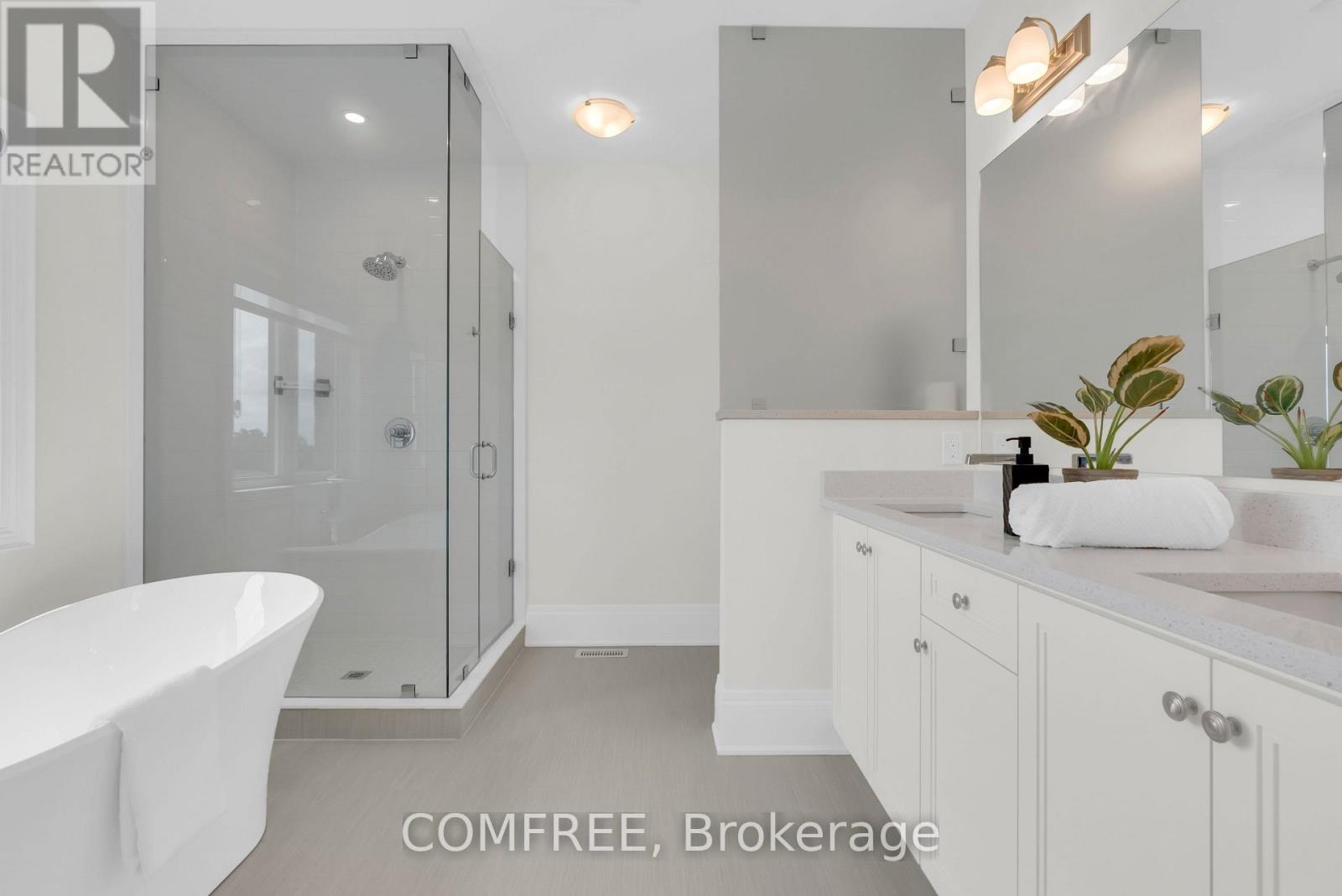 35 OGILVIE STREET - 33
