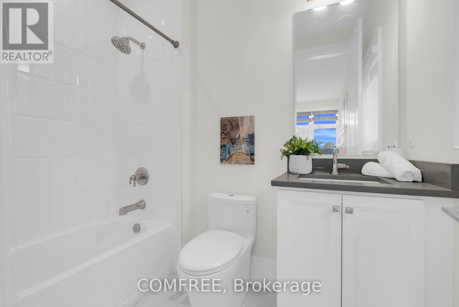 35 OGILVIE STREET - 37