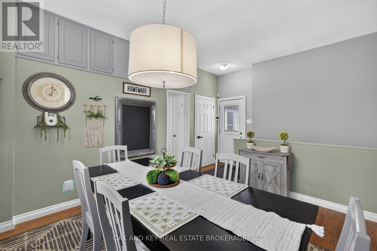 323 CLARKE ROAD - Image 22