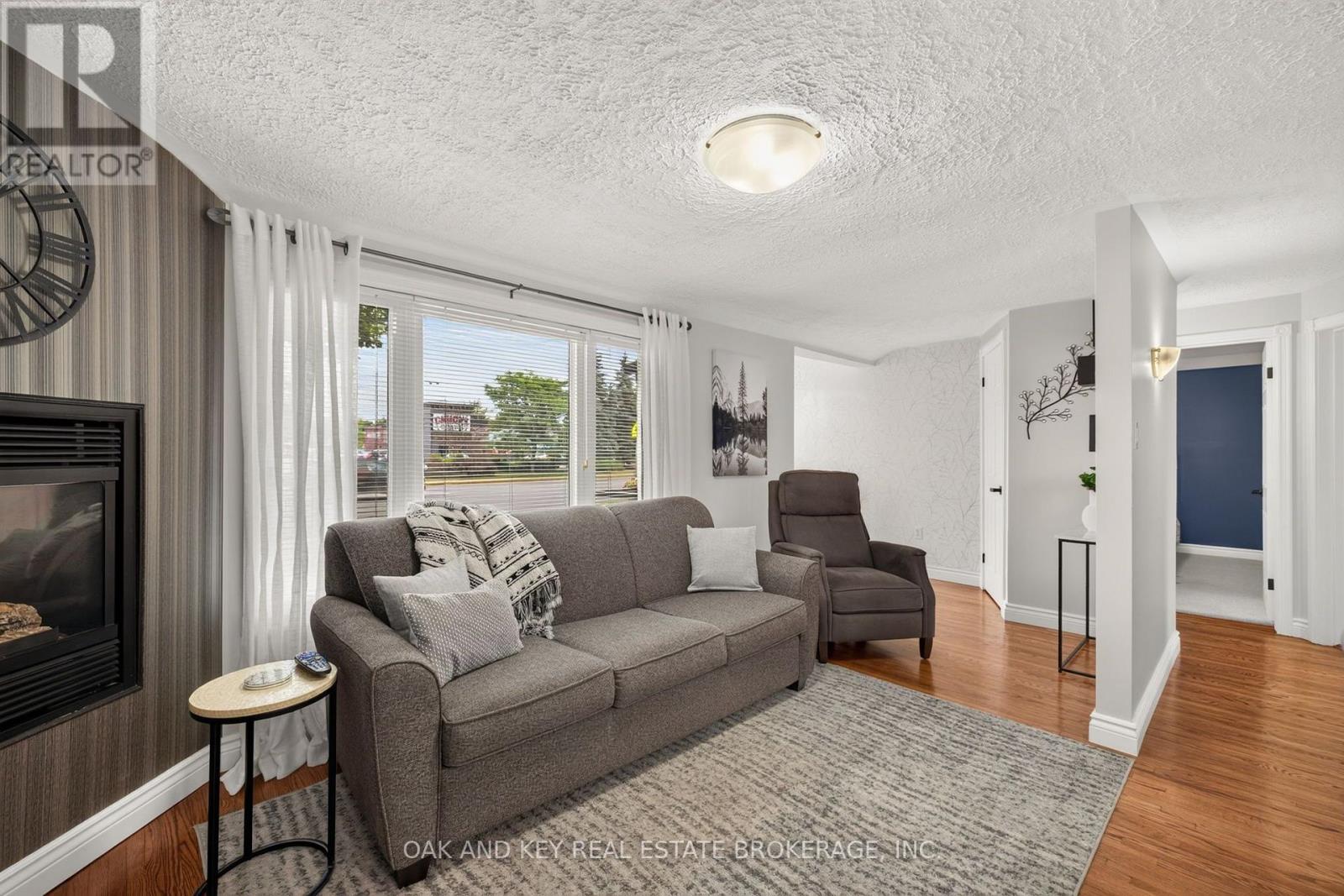 323 CLARKE ROAD - Image 7