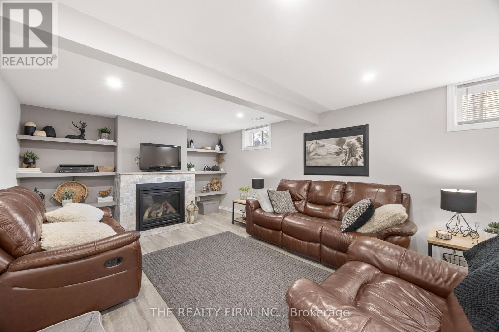 430 MAGNOLIA CRESCENT - 32