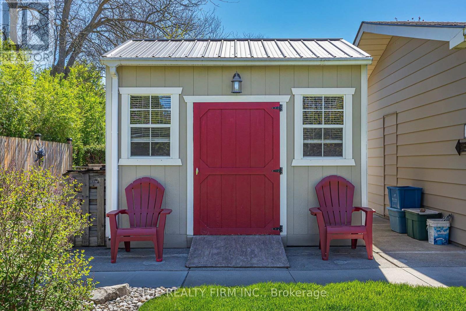 430 MAGNOLIA CRESCENT - 44