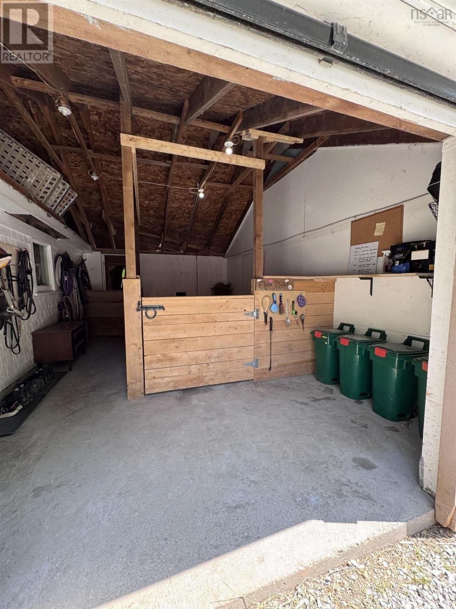 3473 Highway 215 - 48
