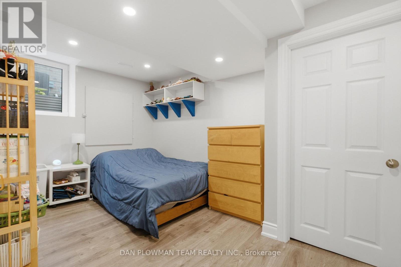 30 WELDON STREET - 39