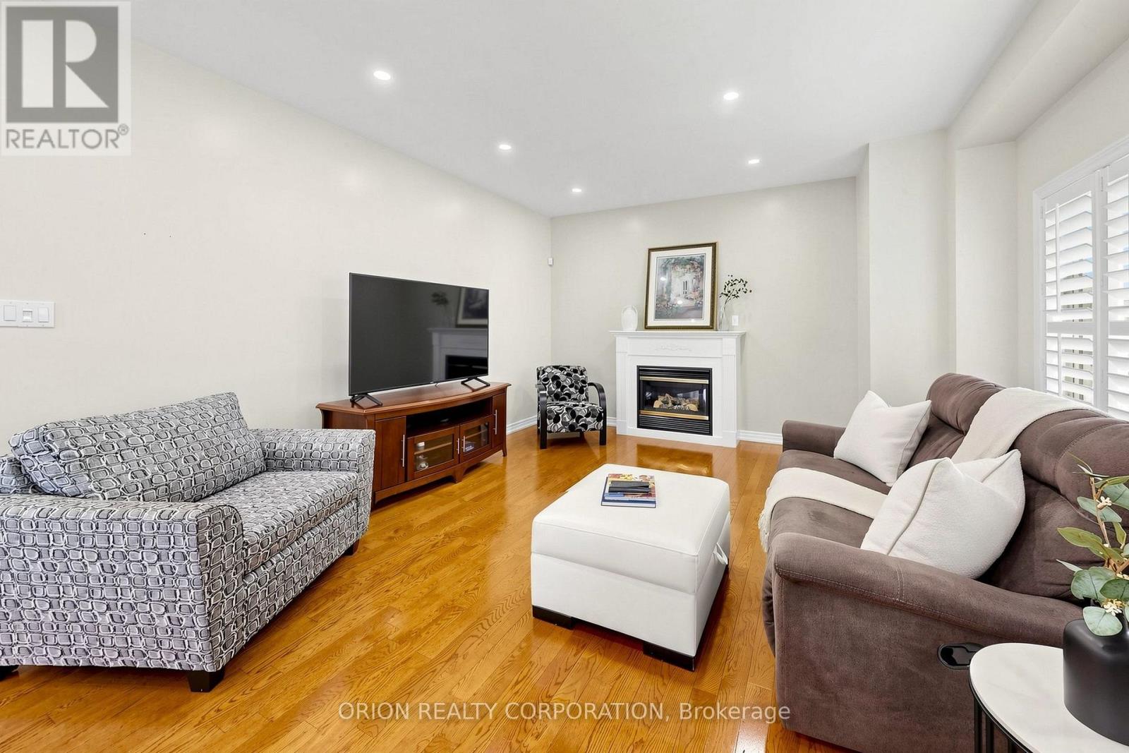 11 DAVEY STREET - 9
