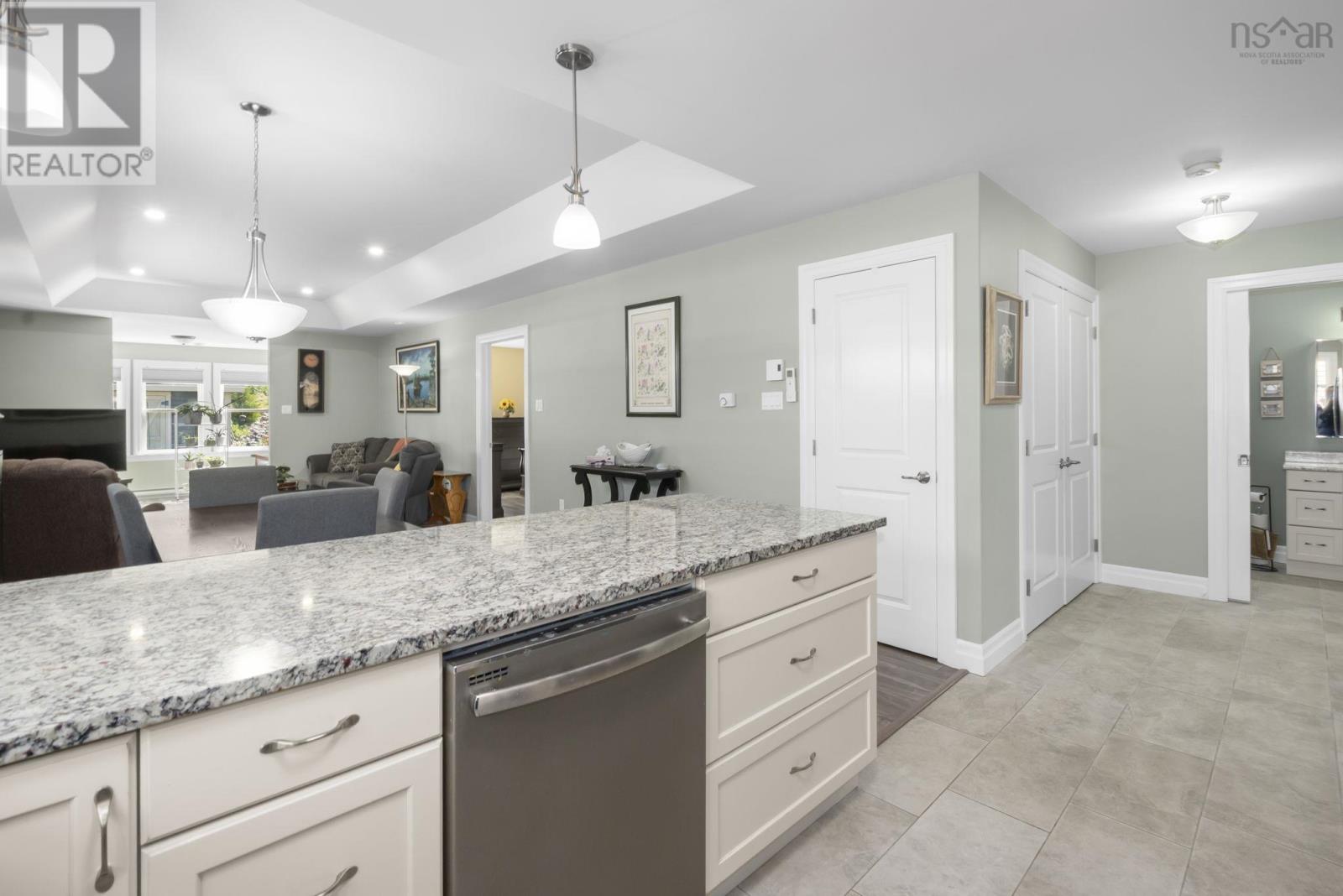 56 Edward Drive - 10