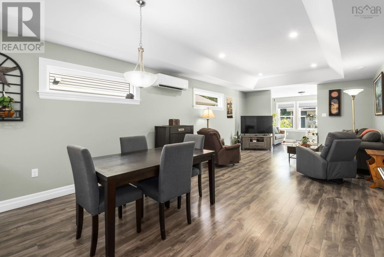 56 Edward Drive - 11