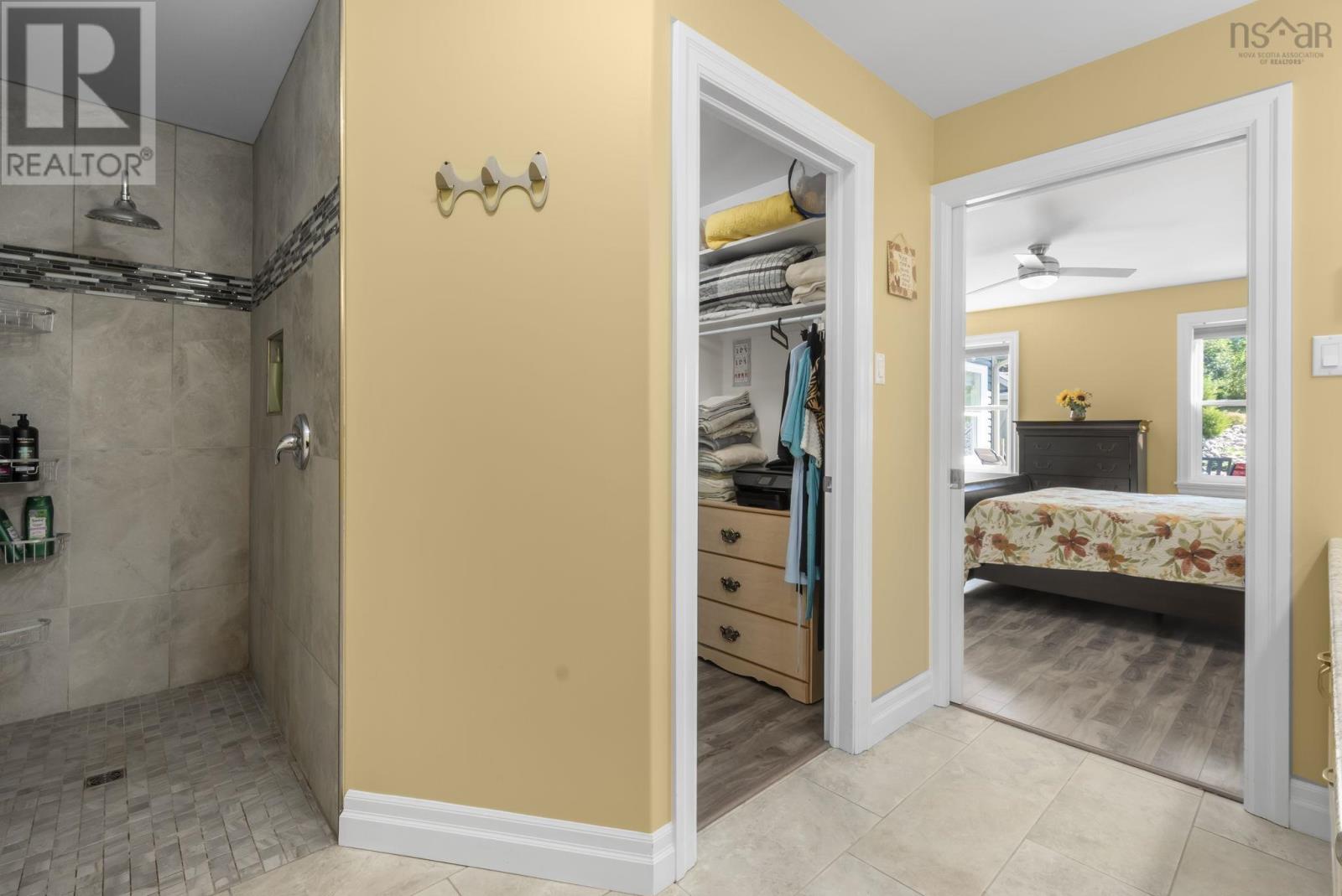 56 Edward Drive - 28