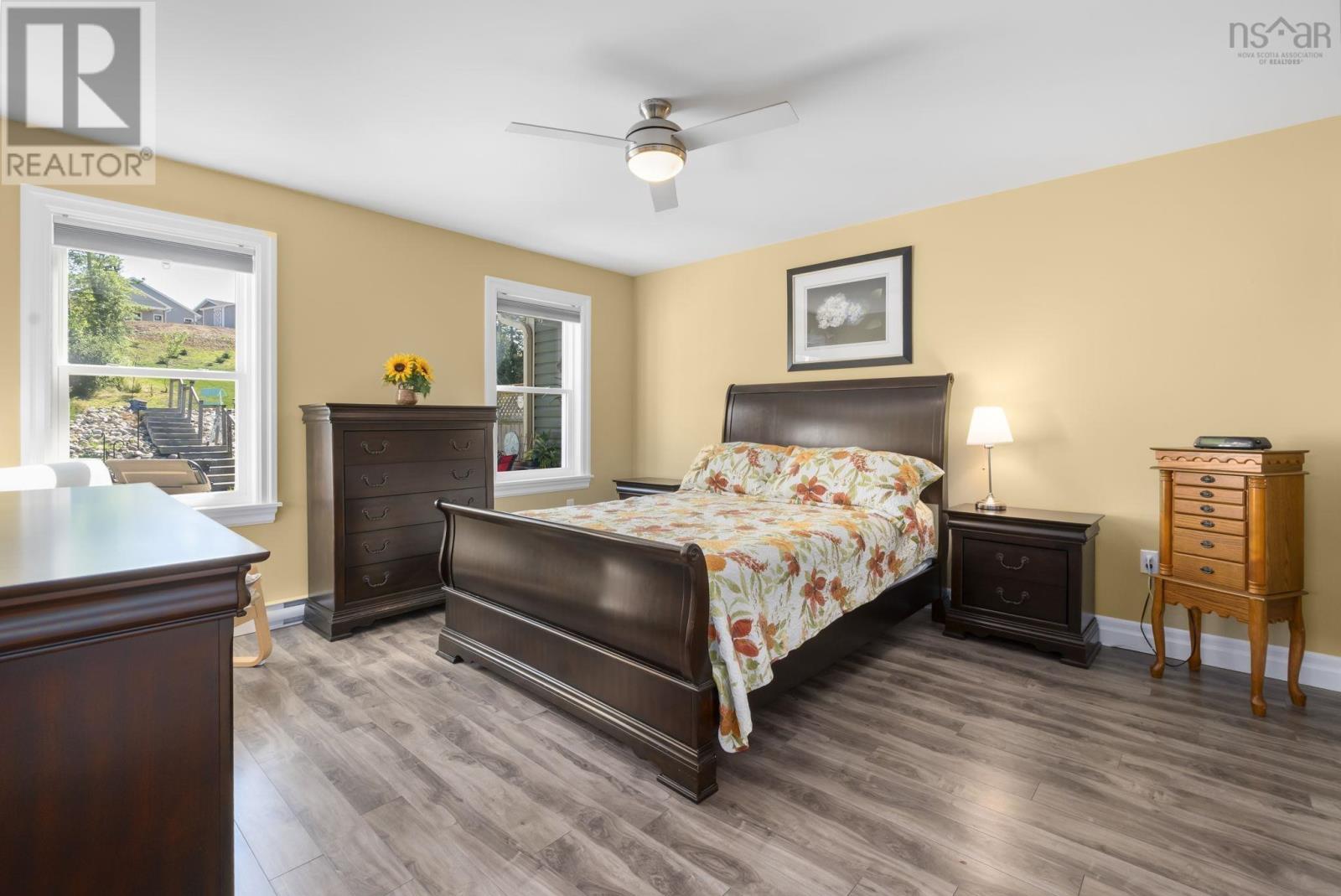 56 Edward Drive - 25