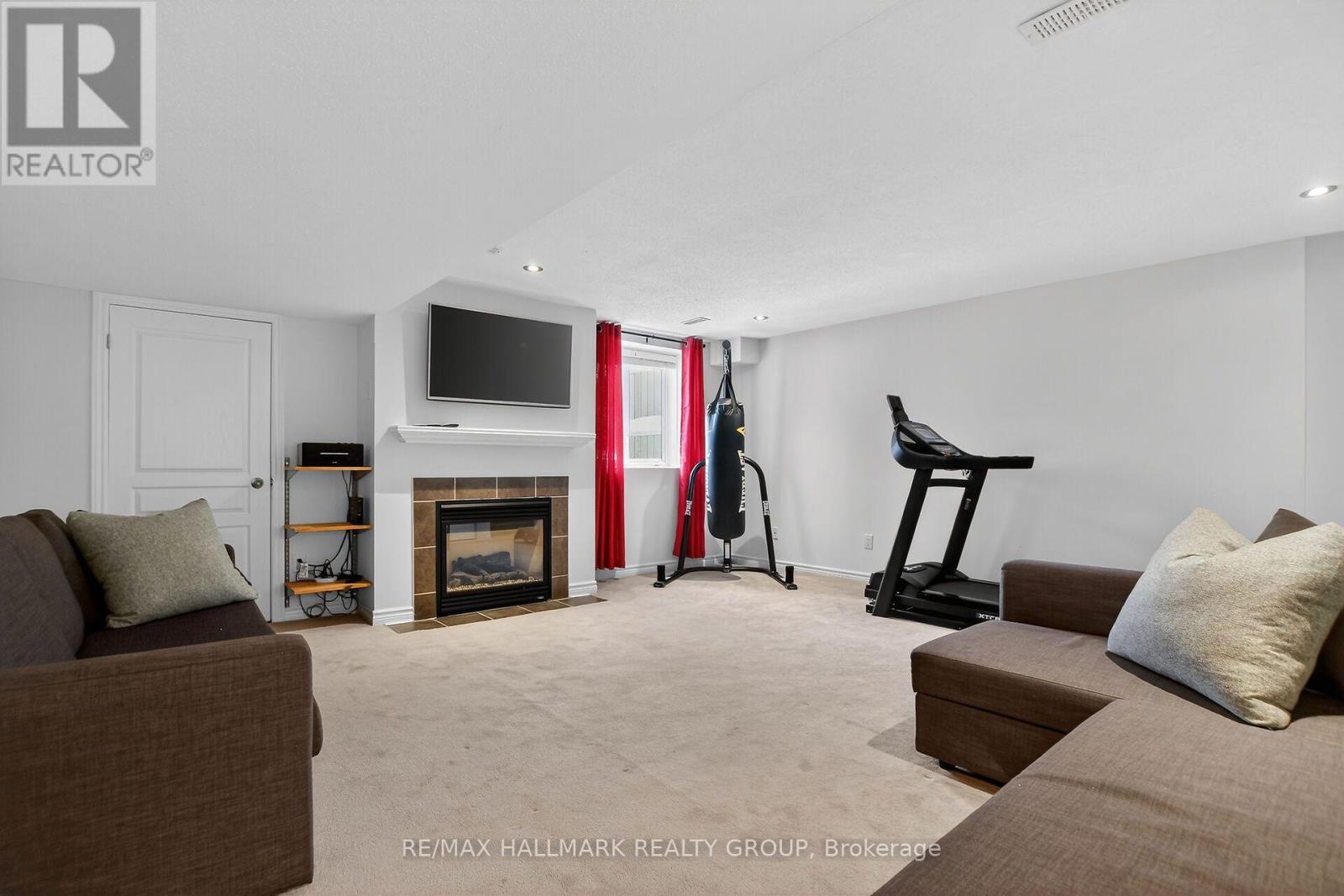 450 SULTAN STREET - 37