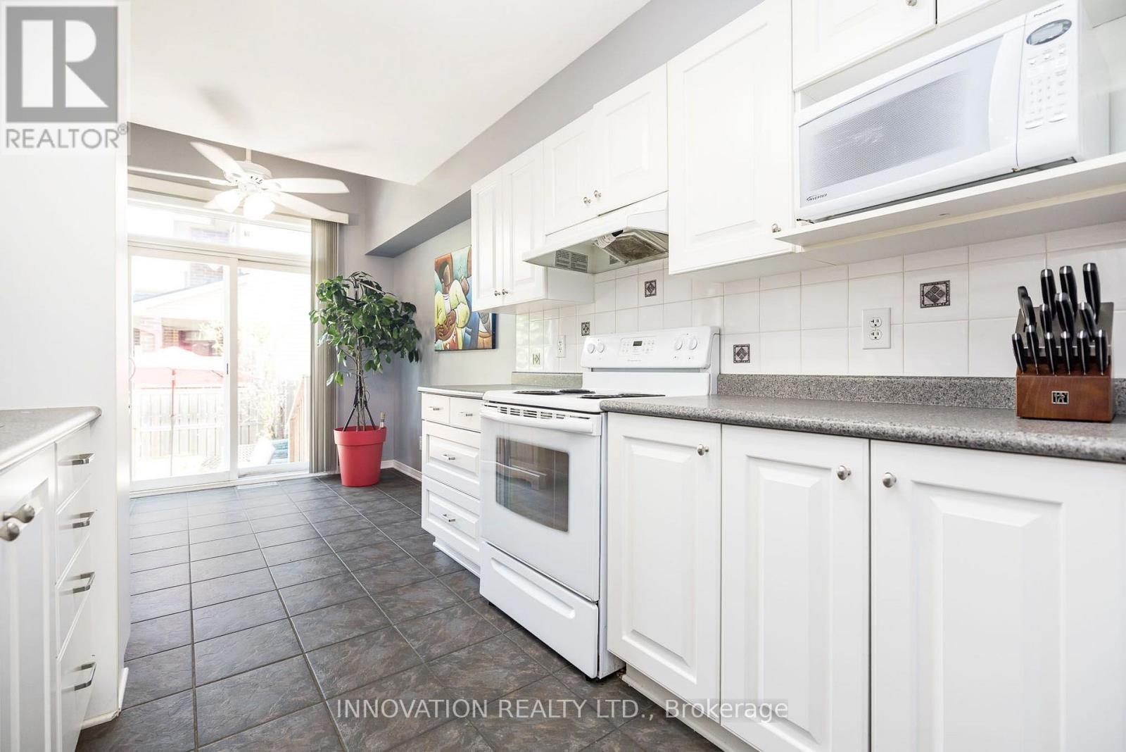 277 APPLECROSS CRESCENT, Ottawa. Luxury613. By Peter Sagos - Image 16