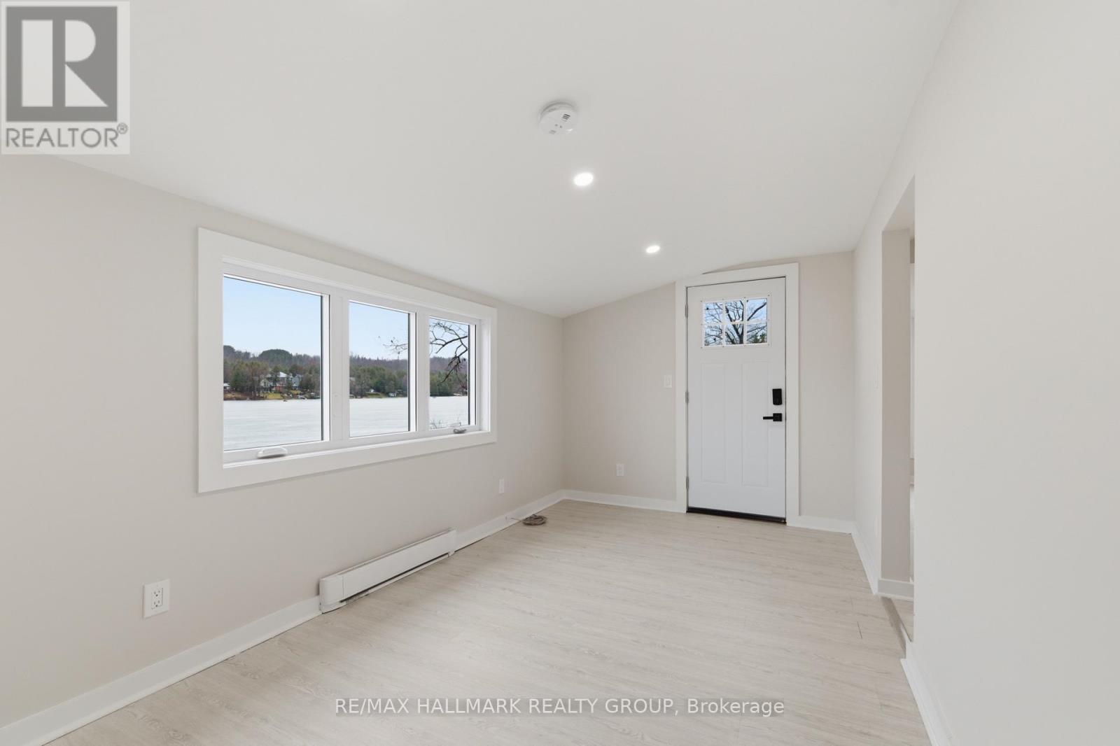 1114 BAYVIEW DRIVE - 25