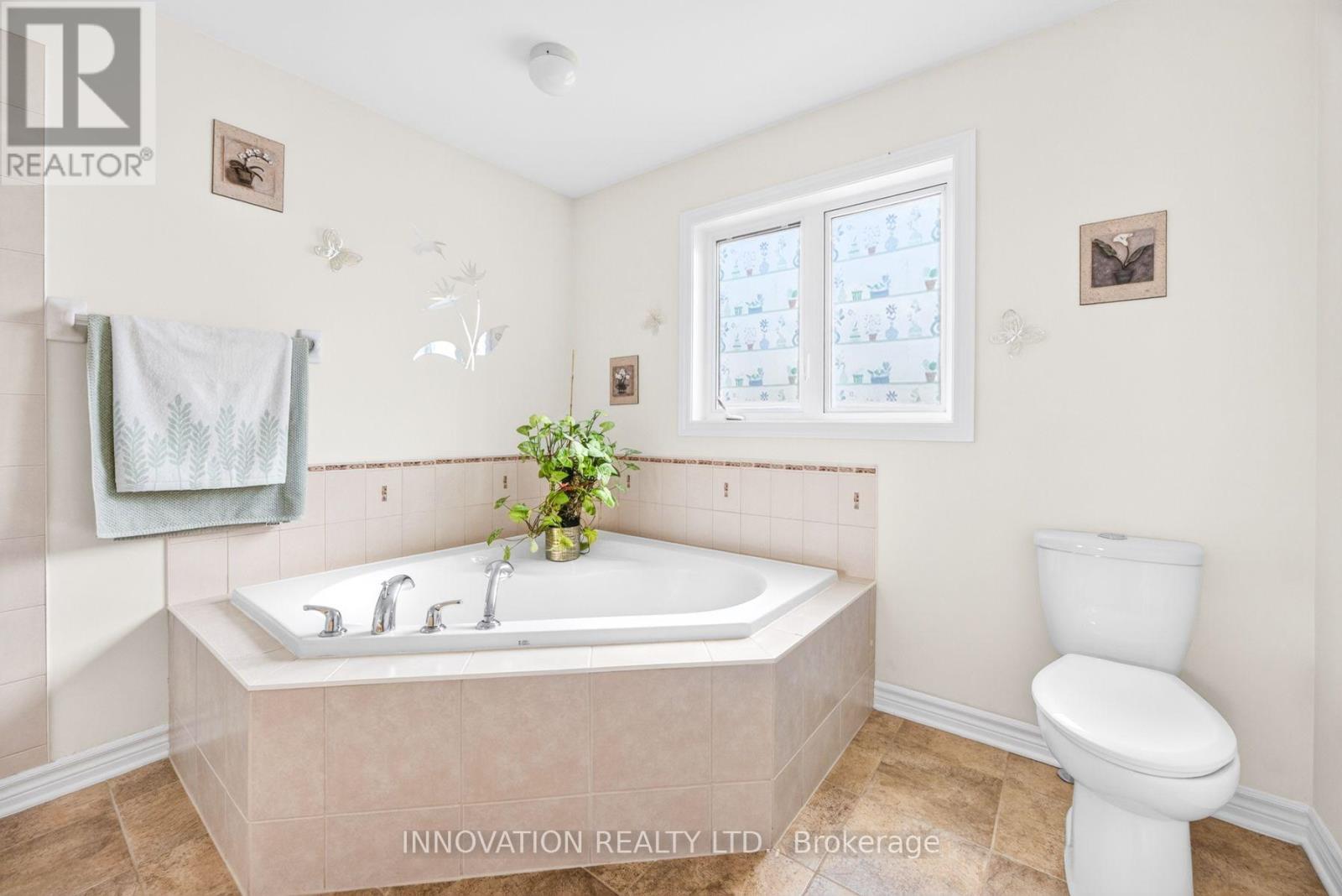 160 HILLMAN MARSH WAY, Ottawa. Luxury613. By Peter Sagos - Image 27