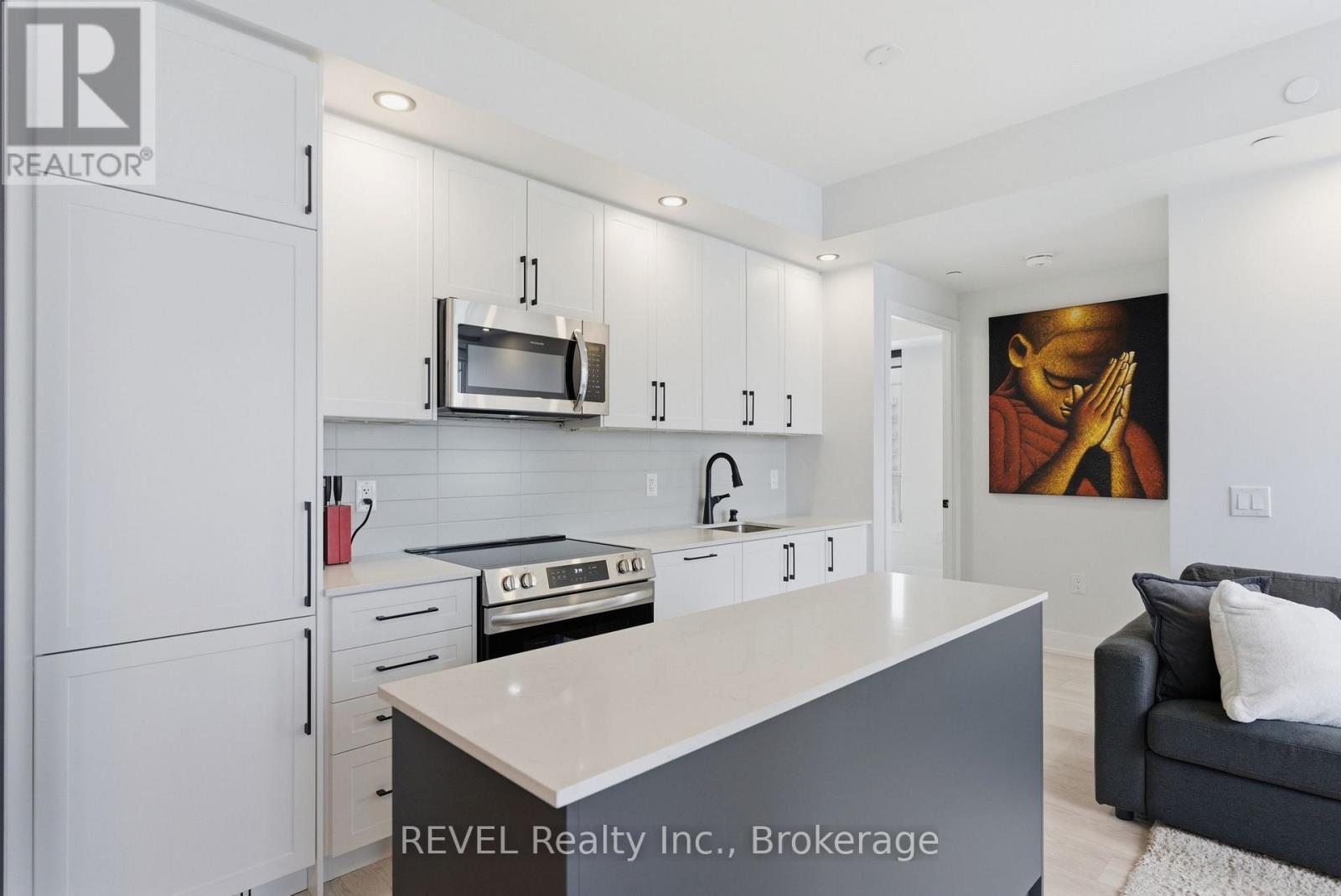 #405 2450 OLD BRONTE ROAD - 17