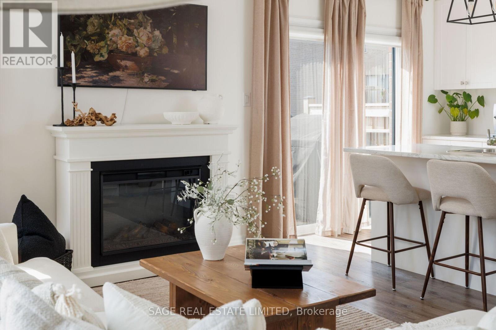 199 TANGO CRESCENT - 13