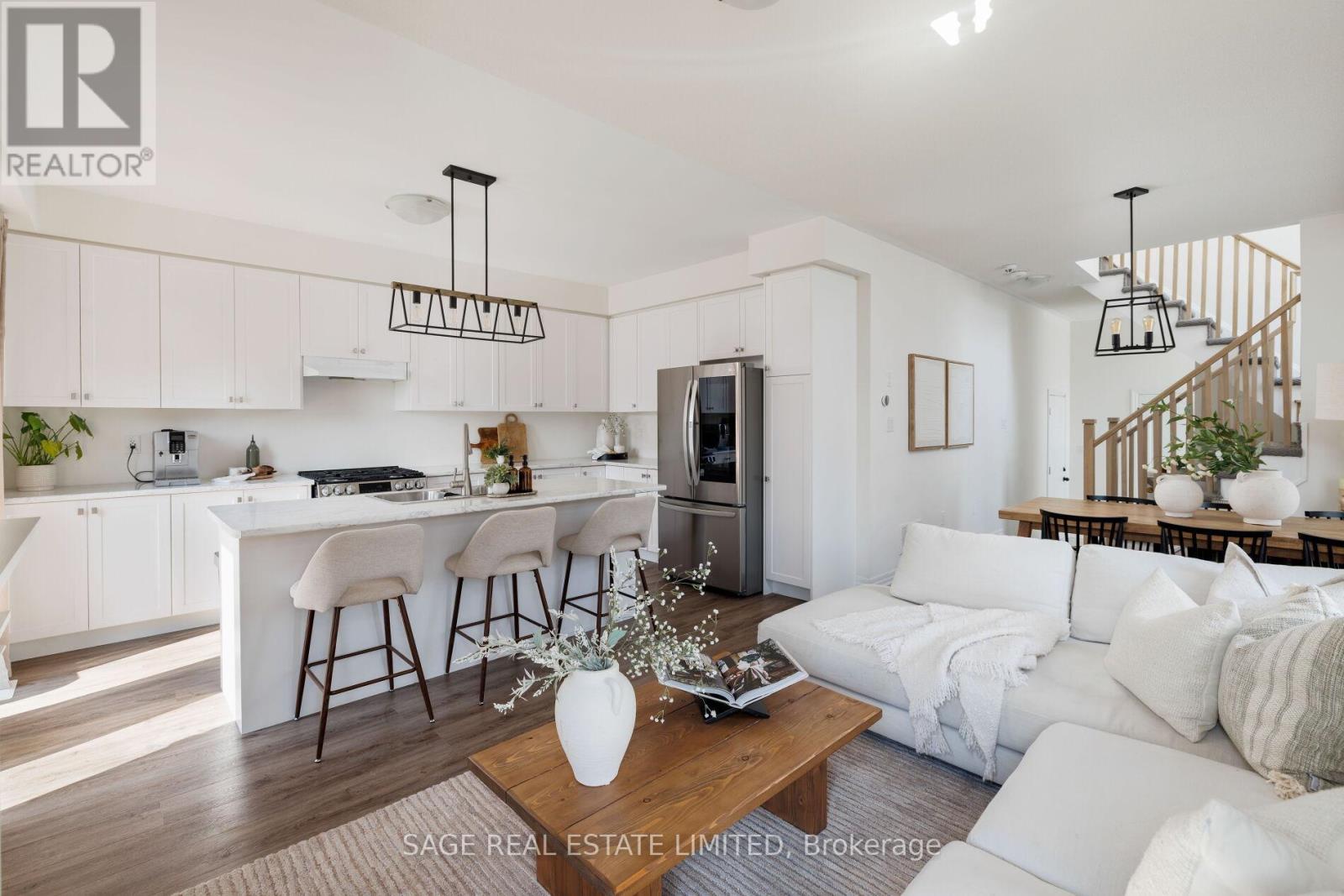 199 TANGO CRESCENT - 15