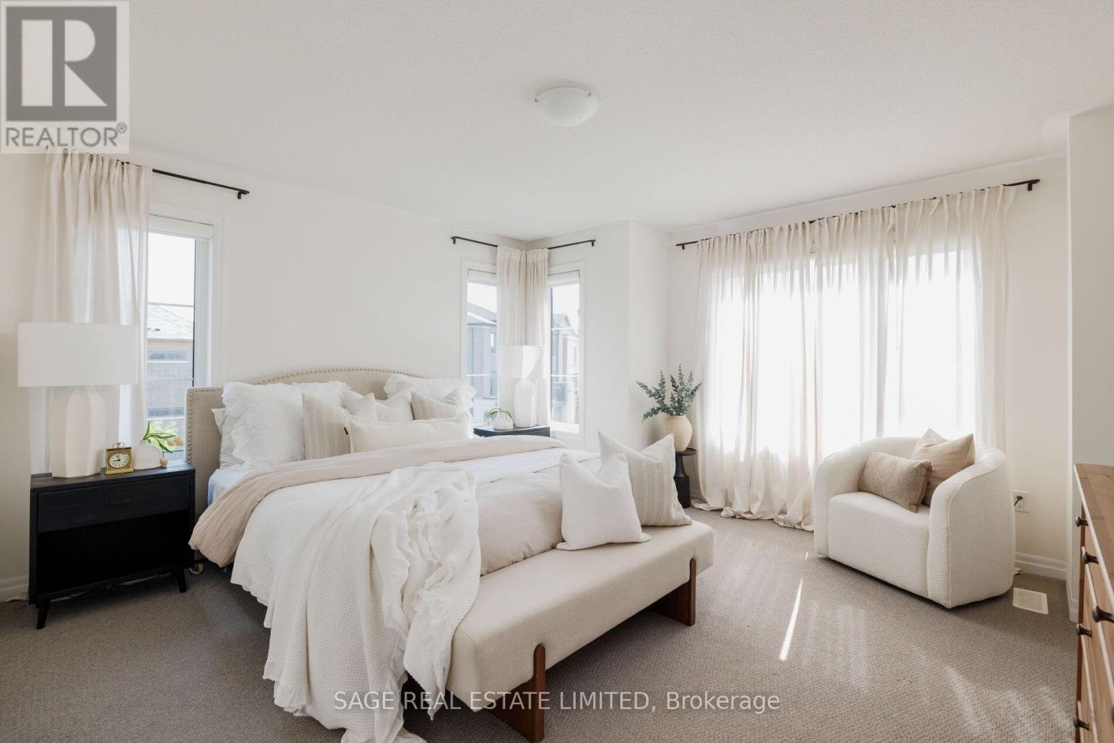 199 TANGO CRESCENT - 26
