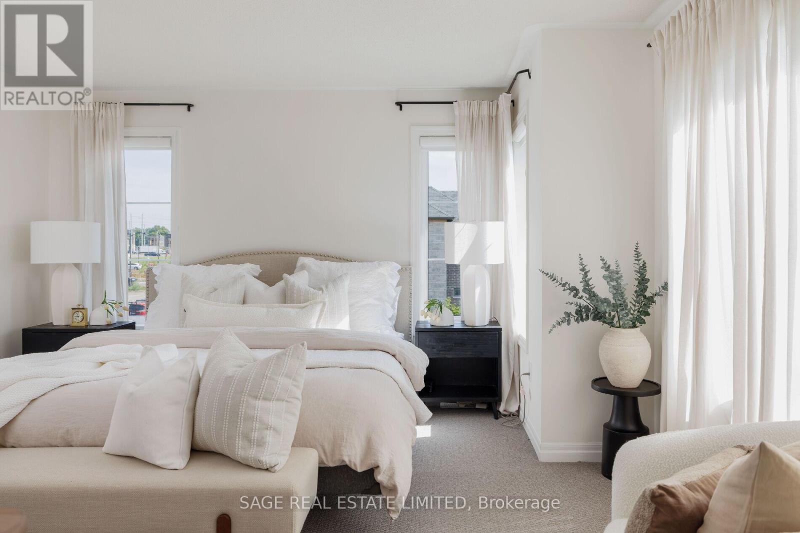199 TANGO CRESCENT - 29