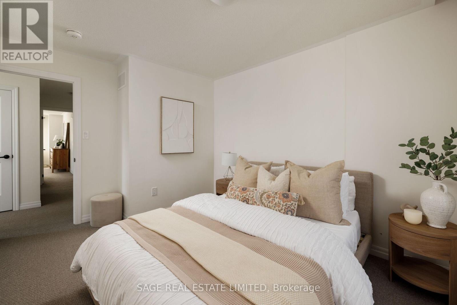 199 TANGO CRESCENT - 35