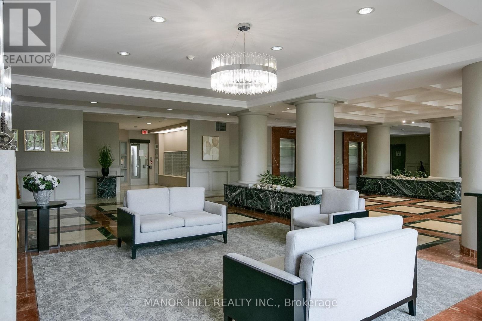 #814 11 TOWNSGATE DRIVE - 4
