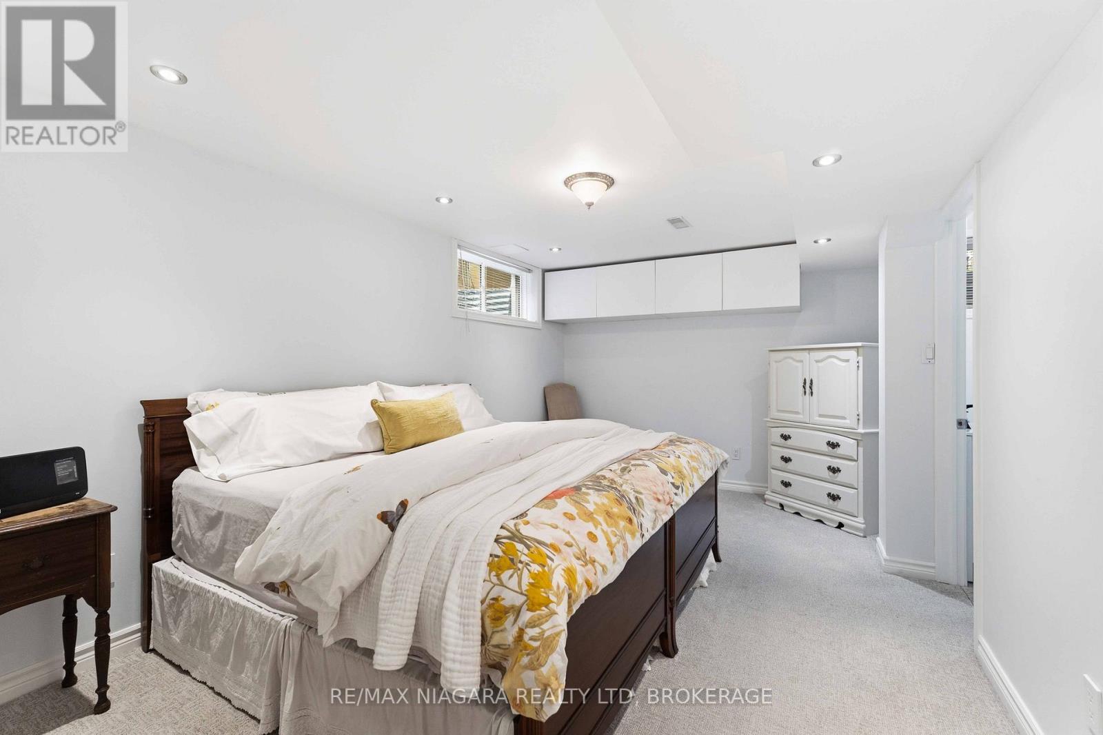 5 GRAHAM AVENUE - 29