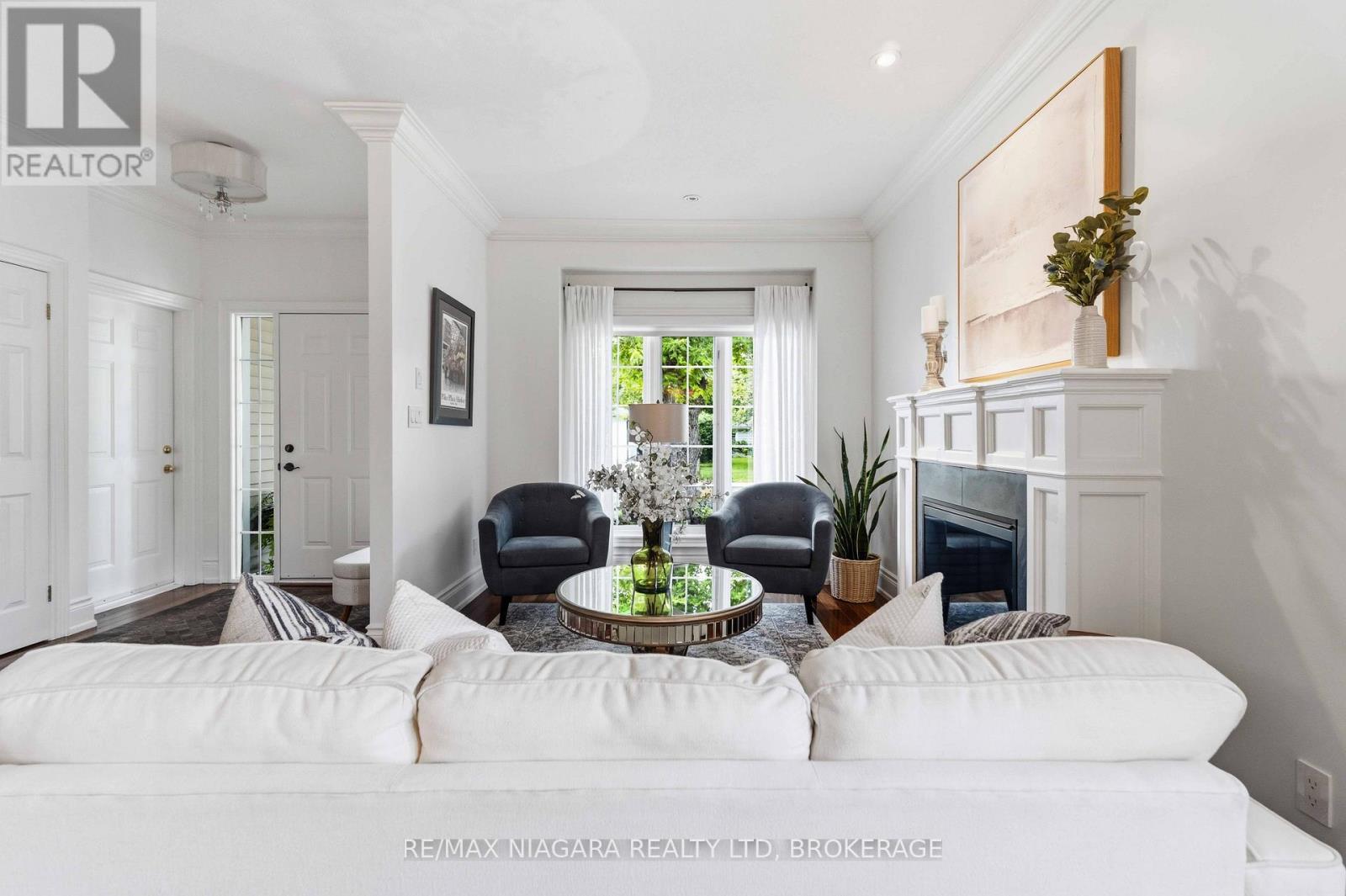 5 GRAHAM AVENUE - 7