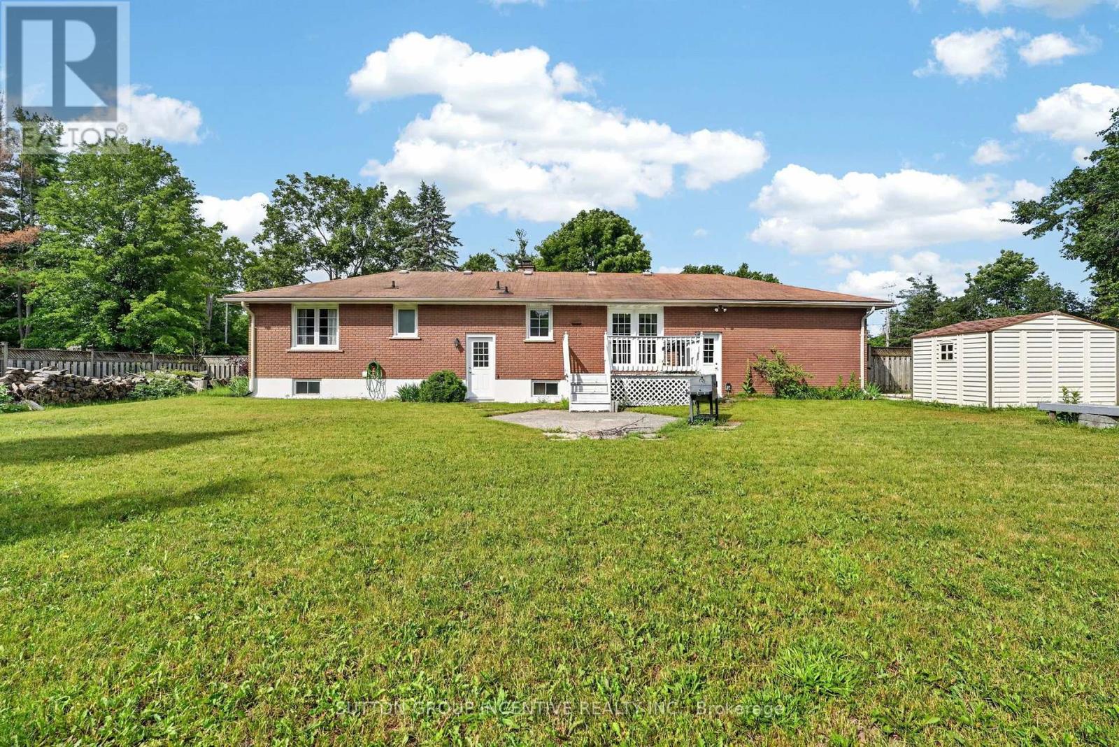 1209 ST VINCENT STREET N - 11