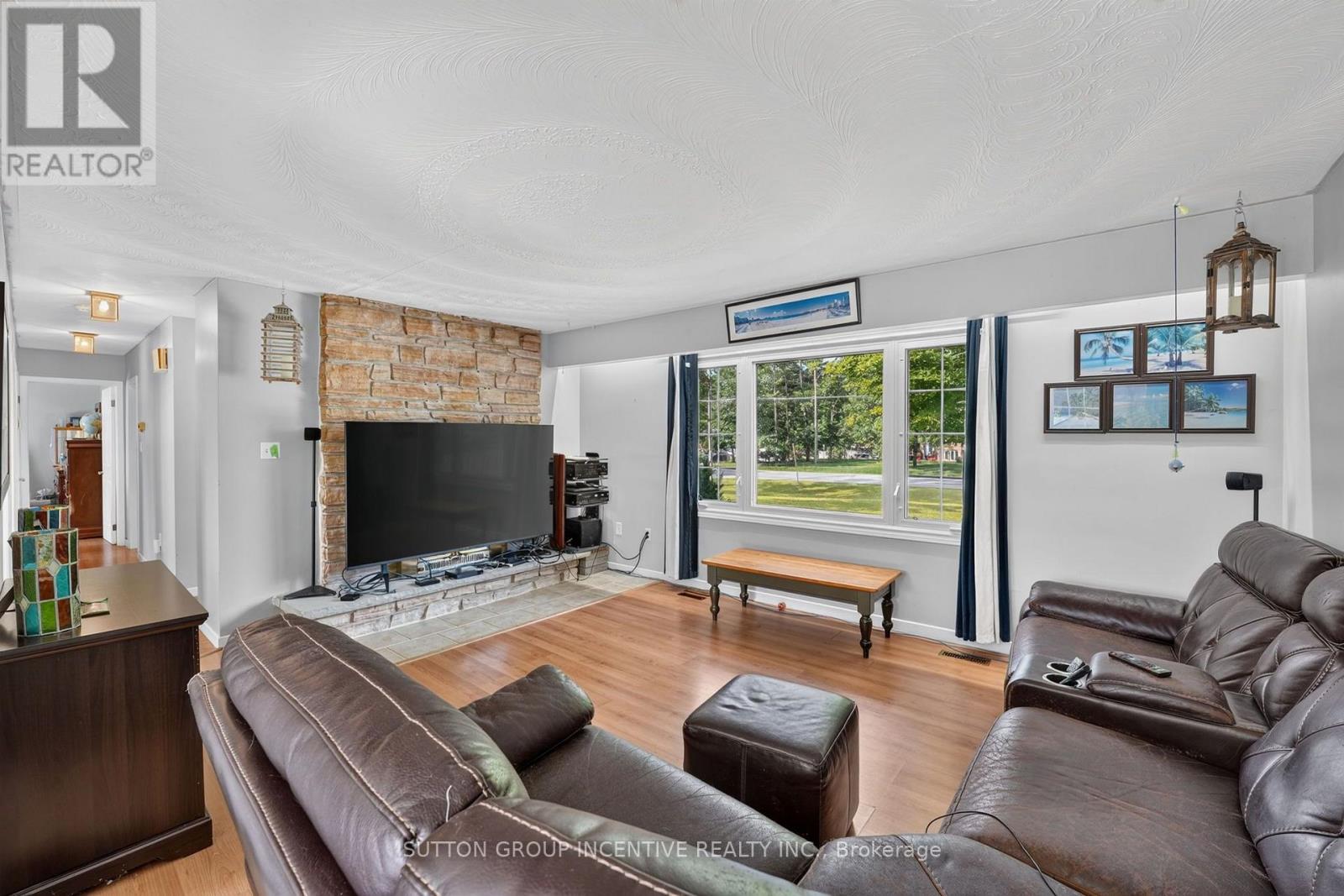 1209 ST VINCENT STREET N - 20