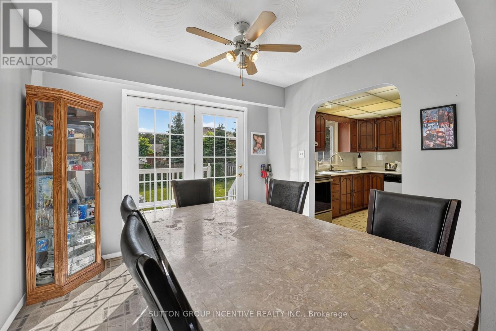 1209 ST VINCENT STREET N - 21