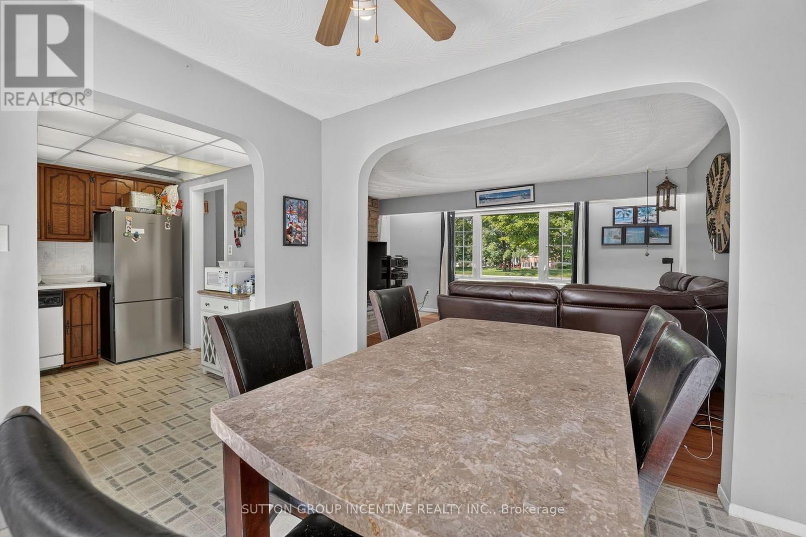 1209 ST VINCENT STREET N - 22
