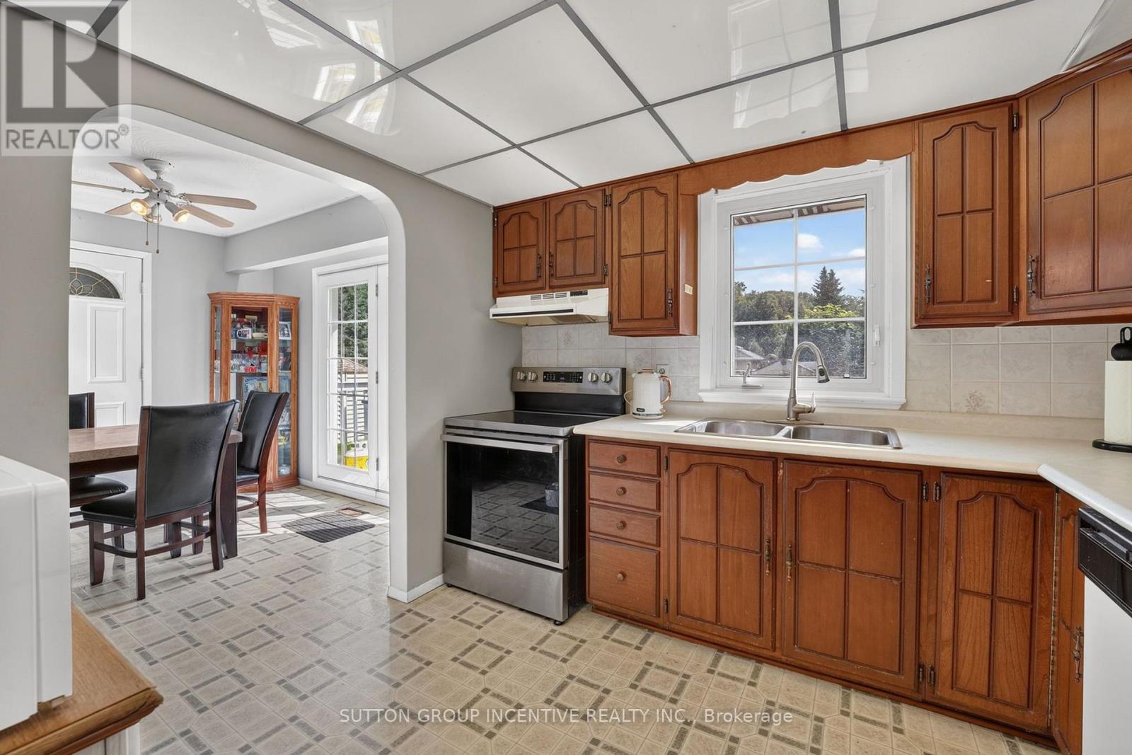 1209 ST VINCENT STREET N - 25