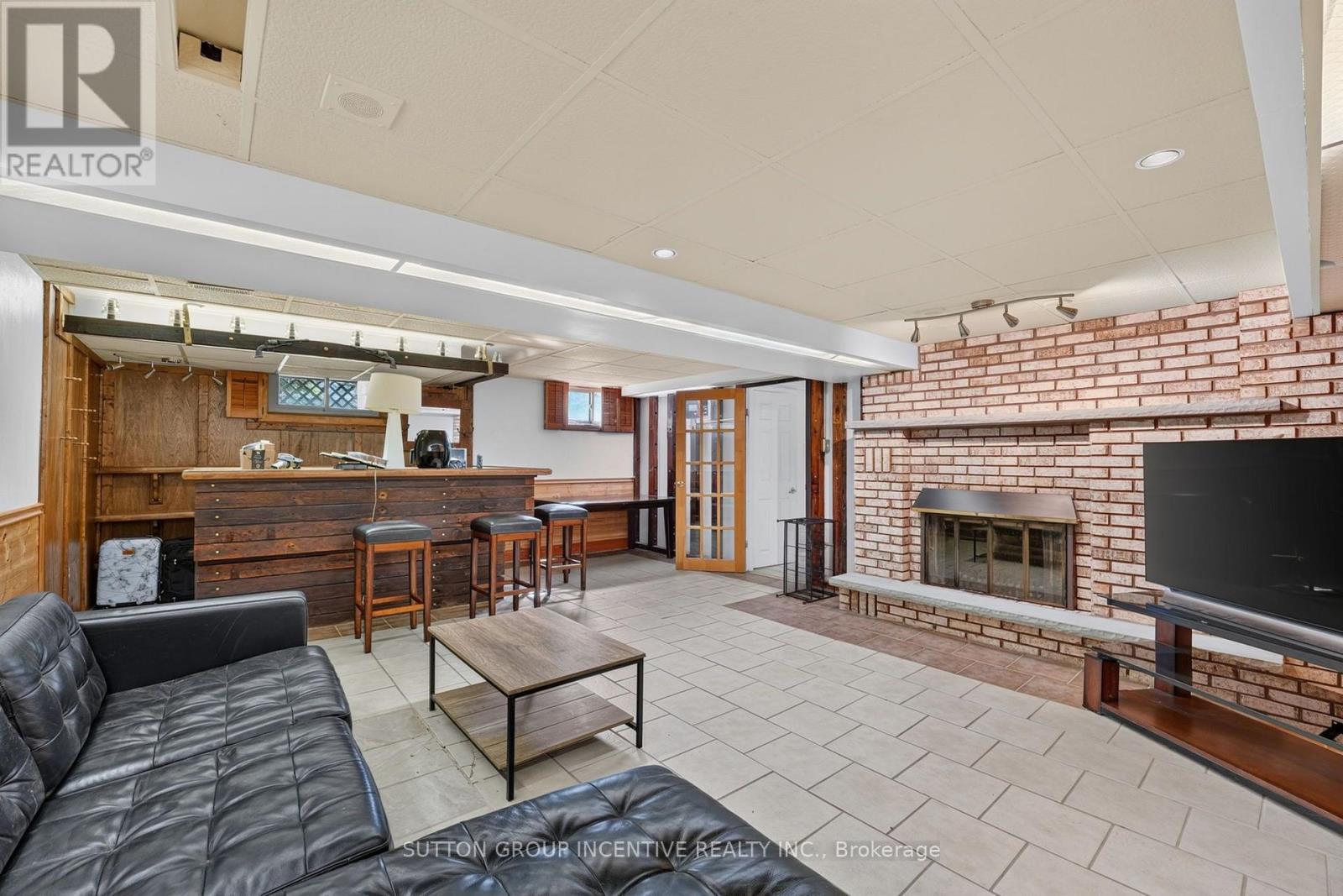 1209 ST VINCENT STREET N - 29