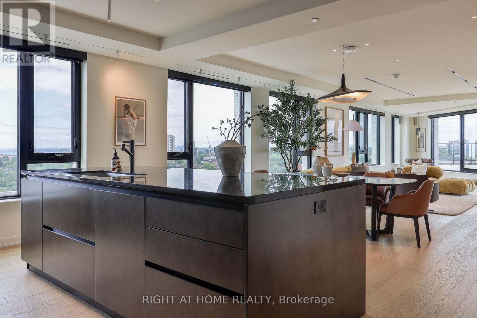 #1302 200 SUDBURY STREET - 5