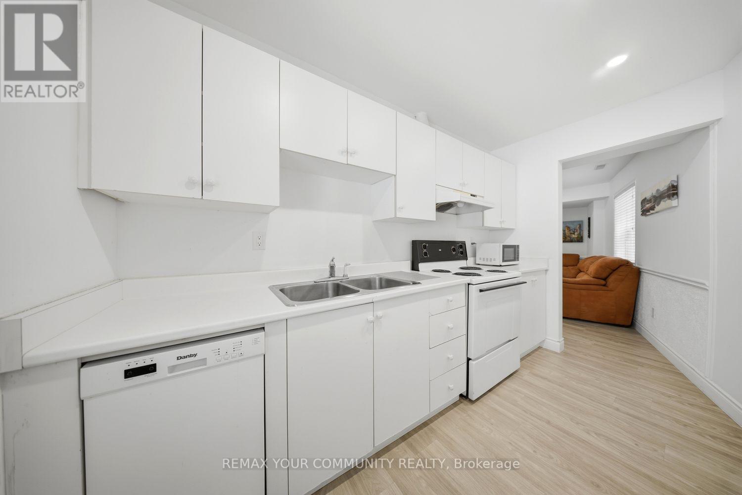 1500 PADDINGTON COURT - 37