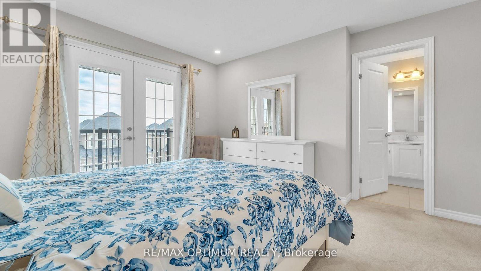 450 BRISDALE DRIVE - 34