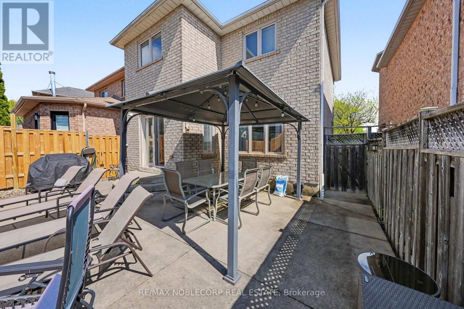 12 WATERBURY STREET - 43