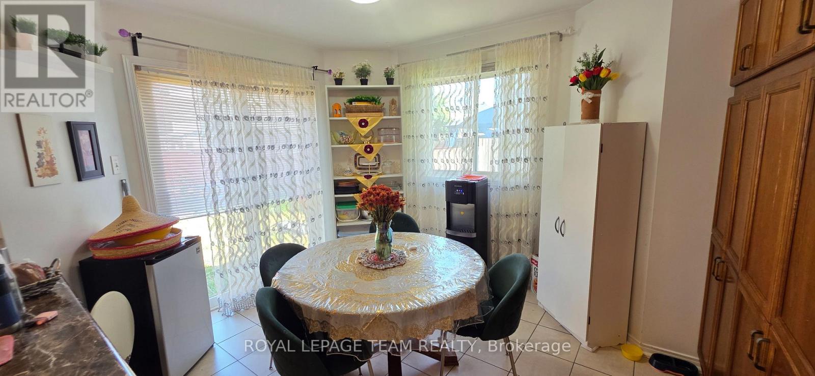 175 MOUNTSHANNON DRIVE - 8