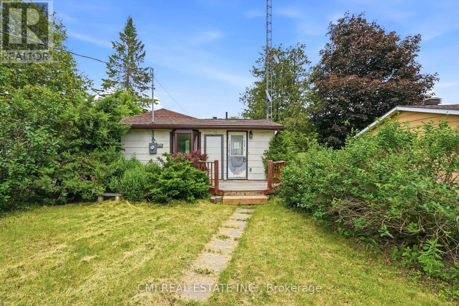 222 CENTENNIAL LANE - 1