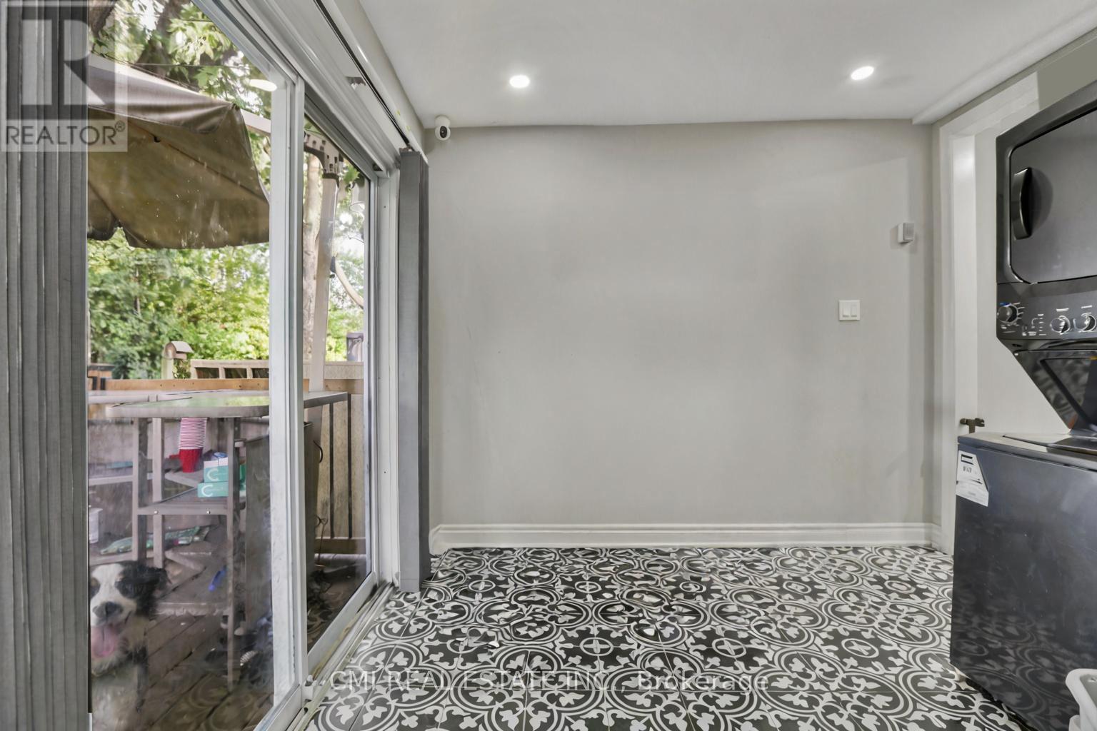 1226 WIGLE AVENUE - 25