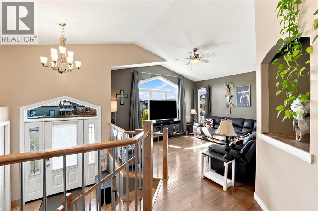 84 Mackenzie Crescent — photo 9