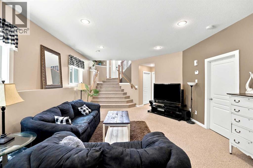84 Mackenzie Crescent — photo 26