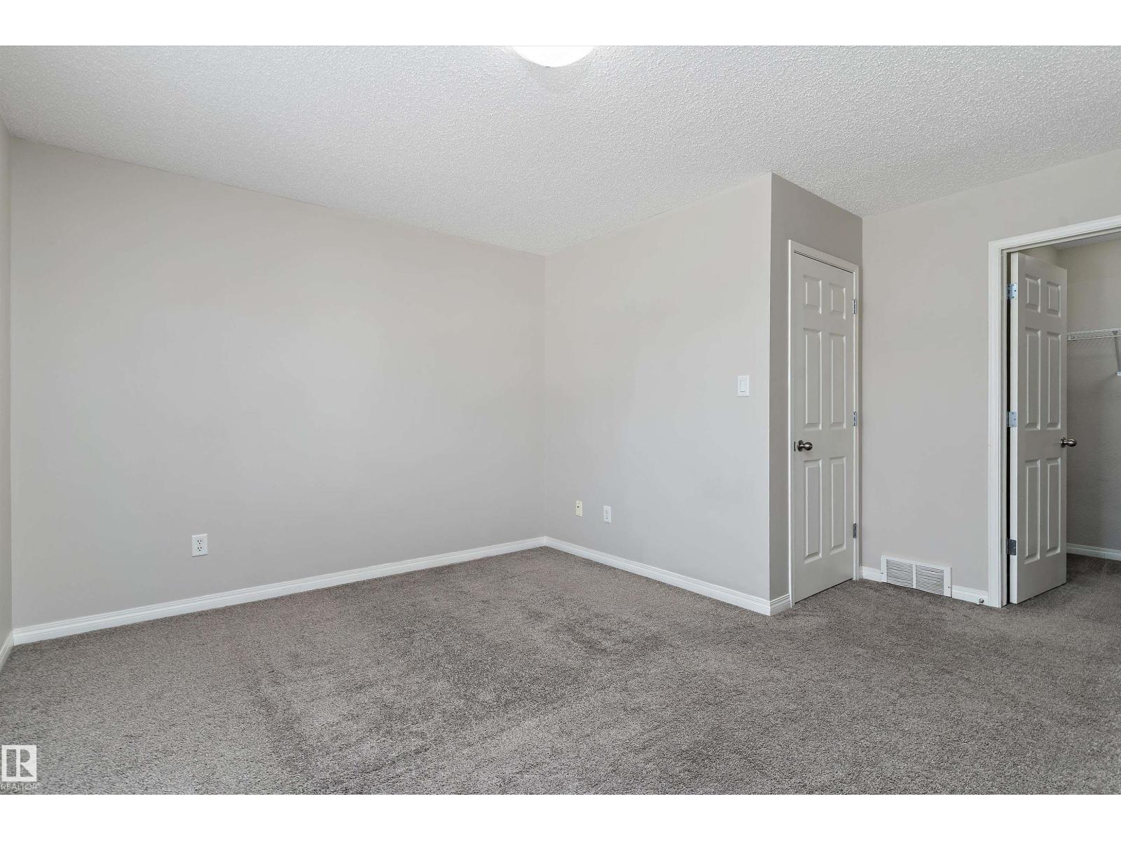 #56 130 HYNDMAN CR NW - 18
