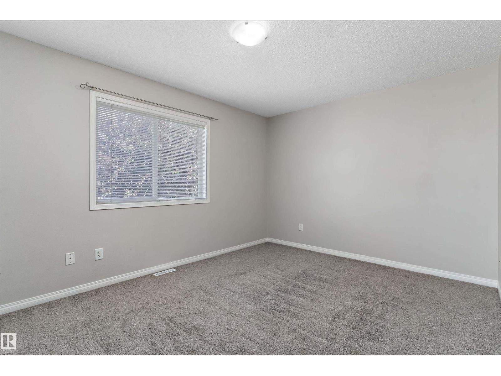 #56 130 HYNDMAN CR NW - 19